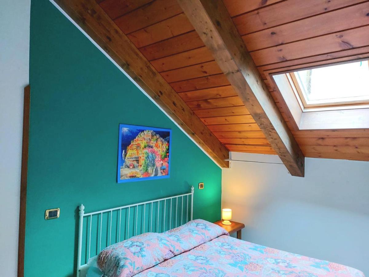 Agriturismo Il Pettirosso 阿杰罗拉 外观 照片